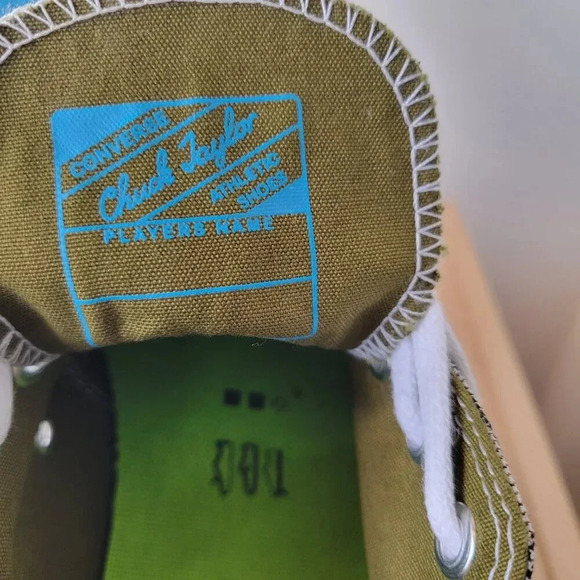 Converse Dark Moss Green/Blue Gray Low Top Unisex Sneaker [ Sizes: W 8 / M 6 ] - Picture 9 of 13